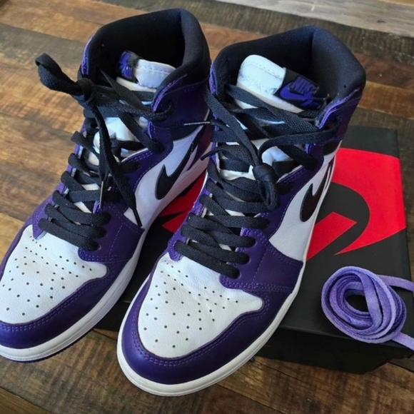 Nike AIR Jordan 1 Retro High - Purp/Whi/Blk - Picture 3 of 8
